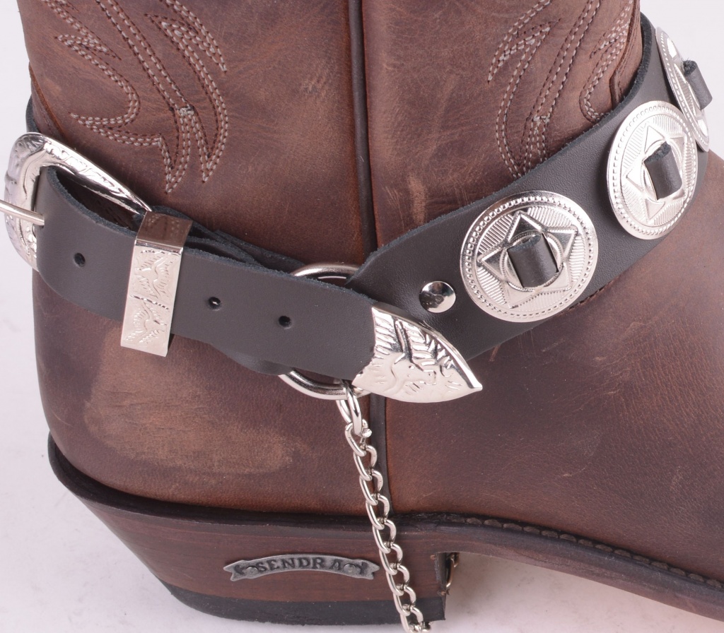 concho boot straps